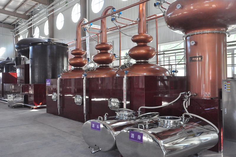 寧夏白蘭地產(chǎn)業(yè)新篇章 西北最大基酒蒸餾項(xiàng)目投產(chǎn)，賦能葡萄酒加工全產(chǎn)業(yè)鏈